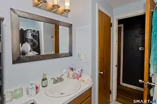 4 Sky St, Enfield, CT 06082 - Photo 16