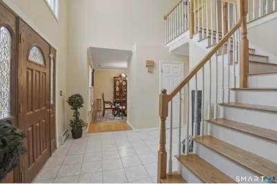 34 Nathan Hale Court, Cheshire, CT 06410 - Photo 2