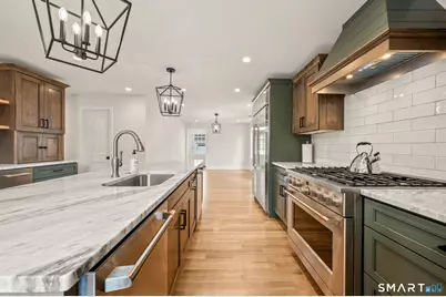 196 Brace Road, West Hartford, CT 06107 - Photo 8