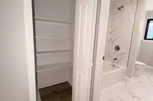 9 Willow Ct, Cromwell, CT 06416 - Photo 8