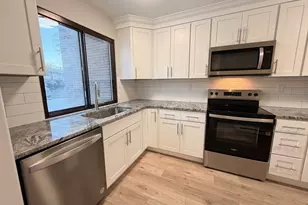 9 Willow Ct, Cromwell, CT 06416 - Photo 12