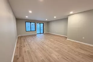 9 Willow Ct, Cromwell, CT 06416 - Photo 14