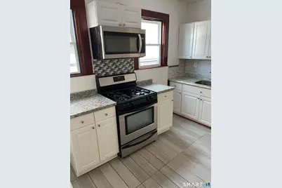 191 Parrott Avenue #1, Bridgeport, CT 06606 - Photo 2