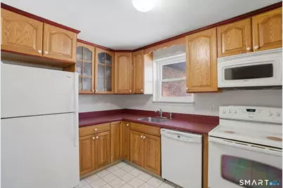 27 Burgoyne Street #APT E, West Hartford, CT 06110 - Photo 12