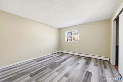 107 Woodland Drive #APT B, Montville, CT 06382 - Photo 12