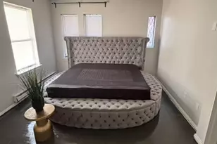 16 Townley St, Hartford, CT 06154 - Photo 2