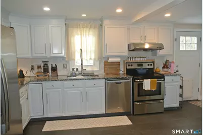 [Address not provided], Woodbridge, CT 06525 - Photo 6