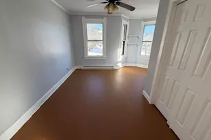 73 Waterville St, Waterbury, CT 06710 - Photo 4