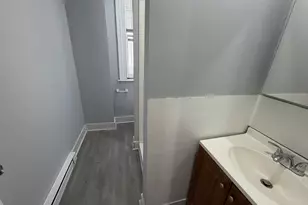 73 Waterville St, Waterbury, CT 06710 - Photo 2