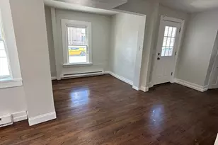 34 Bulkeley Plain, New London, CT 06320 - Photo 10