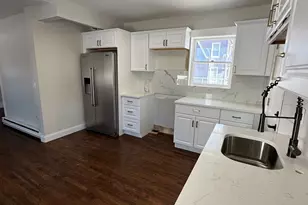 34 Bulkeley Plain, New London, CT 06320 - Photo 4