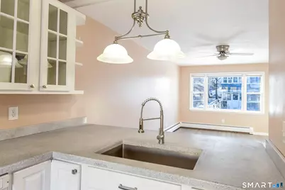 30 Kent Avenue, Bridgeport, CT 06610 - Photo 8