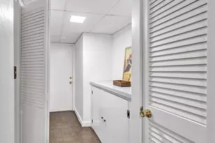 261 Agawam Dr, Stratford, CT 06614 - Photo 36