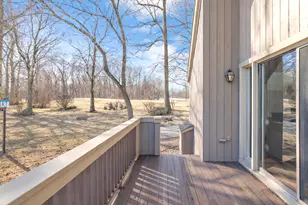 261 Agawam Dr, Stratford, CT 06614 - Photo 10