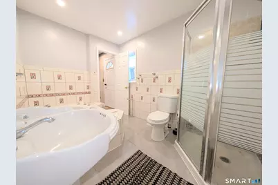 139 Little Deer Road, Bridgeport, CT 06606 - Photo 18