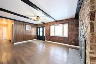 139 Little Deer Rd, Bridgeport, CT 06606 - Photo 4