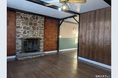 139 Little Deer Road, Bridgeport, CT 06606 - Photo 8