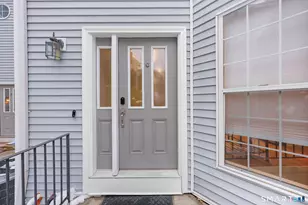 132 Hope St, Stamford, CT 06906 - Photo 2