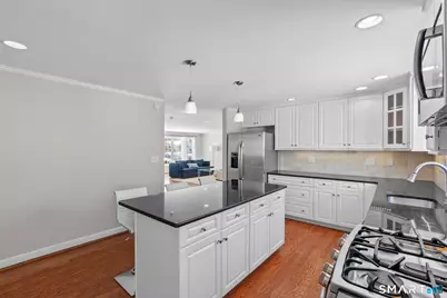 21 Karen Road, West Hartford, CT 06117 - Photo 18