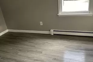 231 N Main St, Naugatuck, CT 06770 - Photo 8