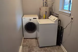 925 Oronoke Rd, Waterbury, CT 06708 - Photo 16