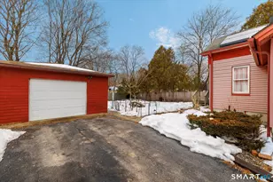 119 Quercus Ave, Windham, CT 06226 - Photo 4