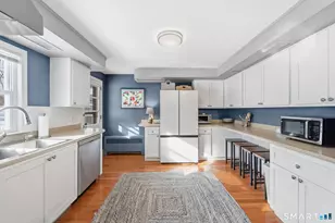 153 Brewster Rd, West Hartford, CT 06117 - Photo 20