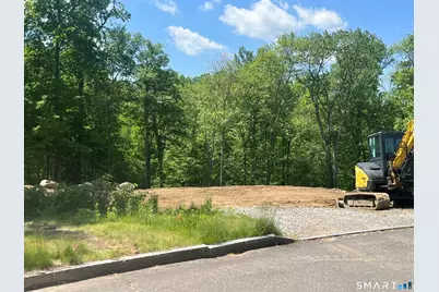 75 Gleneagle Road, Middlebury, CT 06762 - Photo 1