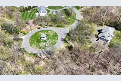 75 Gleneagle Road, Middlebury, CT 06762 - Photo 12