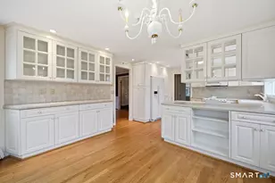 239 Natchaug Dr, Glastonbury, CT 06033 - Photo 8