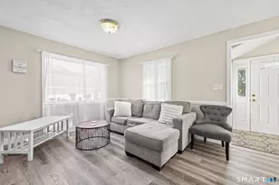 116 College Pl, Fairfield, CT 06824 - Photo 4
