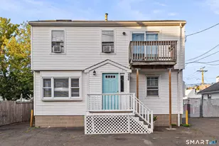 116 College Pl, Fairfield, CT 06824 - Photo 2