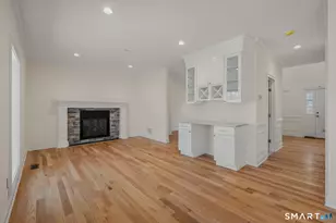 4 Jans Wy, Guilford, CT 06437 - Photo 4