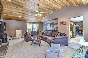 6 Laura Ave, Prospect, CT 06712 - Photo 8