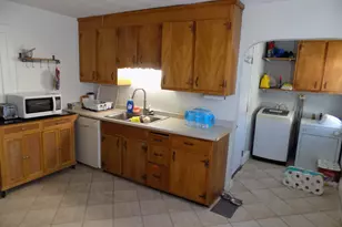 14 Pratt St, Bristol, CT 06010 - Photo 2