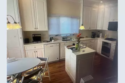 876 Oldfield Road #876, Fairfield, CT 06824 - Photo 10