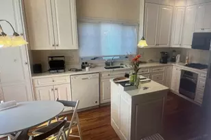 876 Oldfield Road, Fairfield, CT 06824 - Photo 10