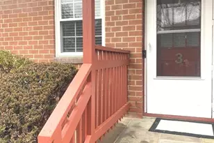 1283 Hope St, Stamford, CT 06907 - Photo 14