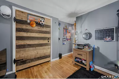 349 Naubuc Avenue #A, Glastonbury, CT 06033 - Photo 10