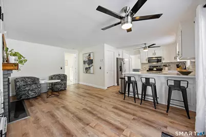 346 Village Drive, Cheshire, CT 06410 - Photo 6