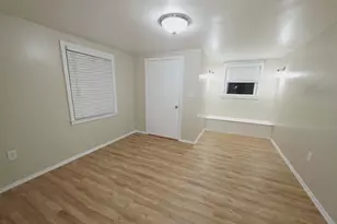 271 Gaylord Dr, Waterbury, CT 06708 - Photo 8