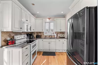 302 Gravel Street, Meriden, CT 06450 - Photo 4