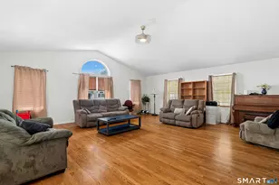 25 Tyler Hill Rd, Naugatuck, CT 06770 - Photo 12