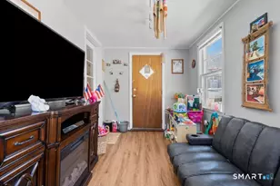 240 Valley Ave, Bridgeport, CT 06606 - Photo 22