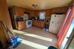 37 Ruth St, Killingly, CT 06239 - Photo 4