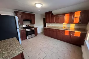 128 Prince St, Bridgeport, CT 06610 - Photo 14