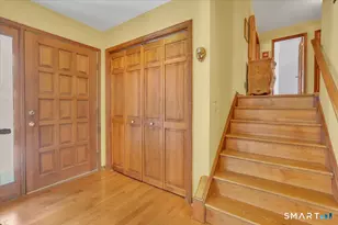 110 Heritage Dr, Waterbury, CT 06708 - Photo 6