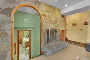 110 Heritage Dr, Waterbury, CT 06708 - Photo 26