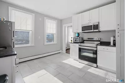 254 Wayne Street, Bridgeport, CT 06606 - Photo 10