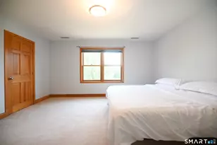 19 Longview Dr, North Haven, CT 06473 - Photo 16